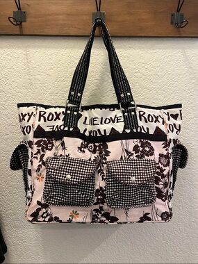 Roxy Pink and Black Floral Graphic Tote with Front Pockets approximately 40 x
